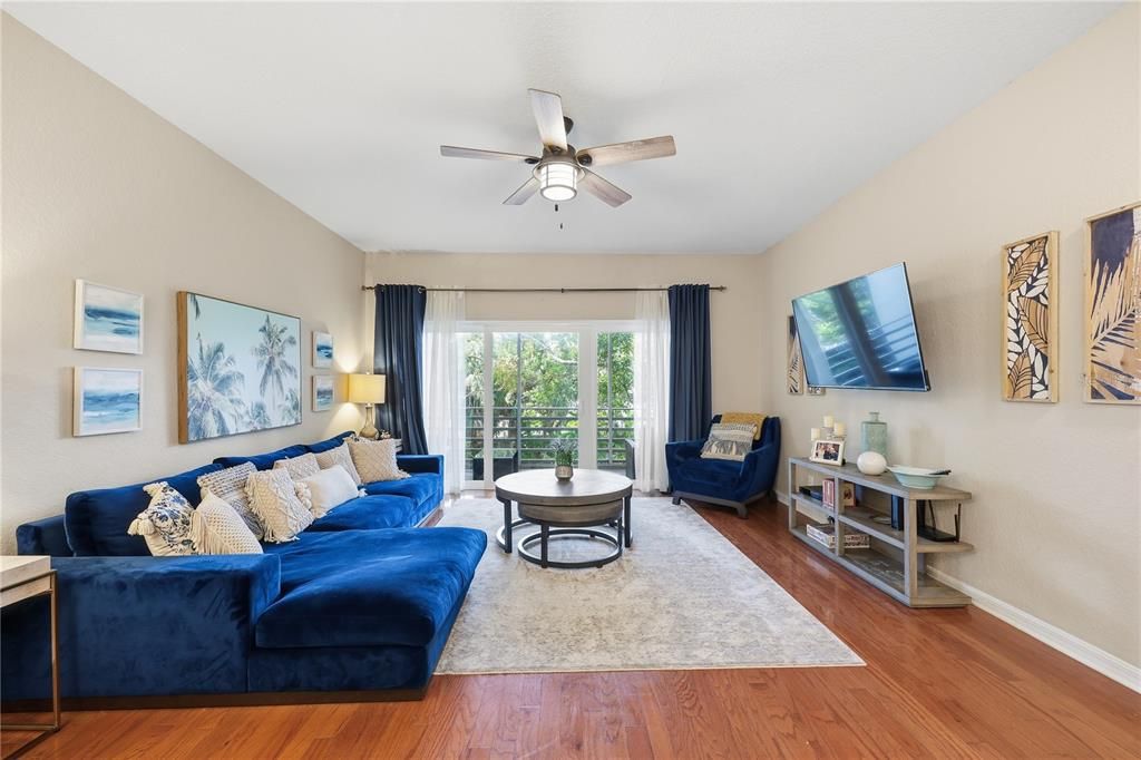 For Sale: $695,000 (4 beds, 4 baths, 2275 Square Feet)