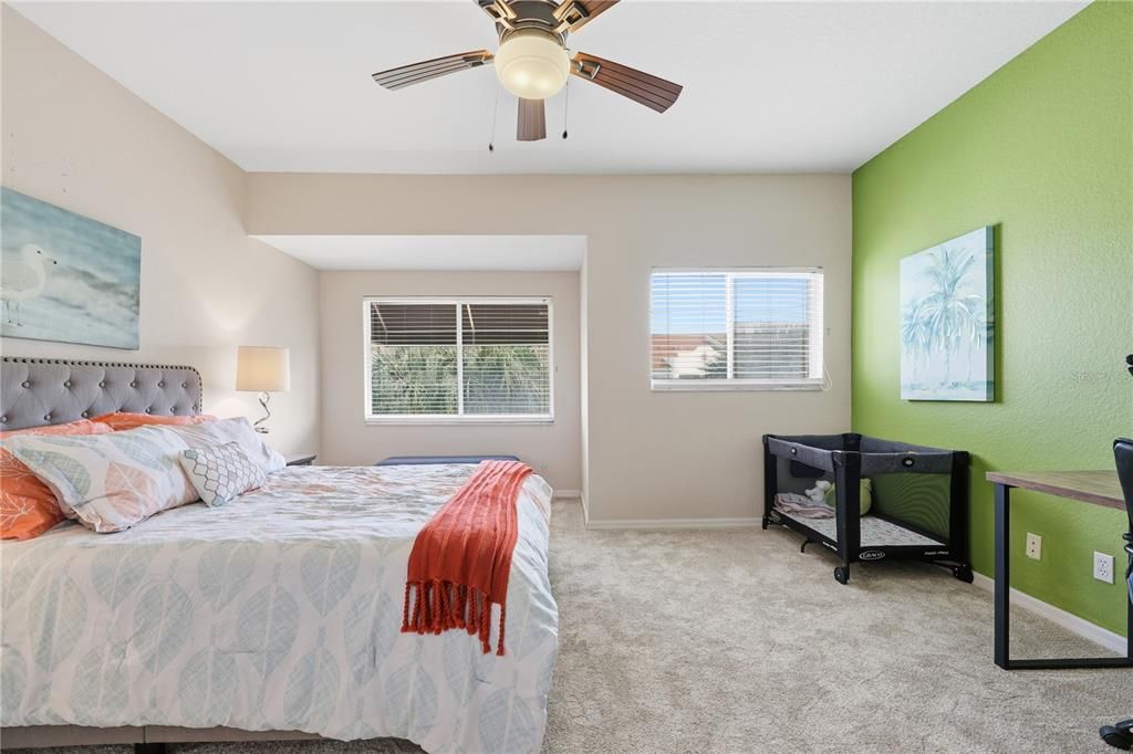 For Sale: $695,000 (4 beds, 4 baths, 2275 Square Feet)