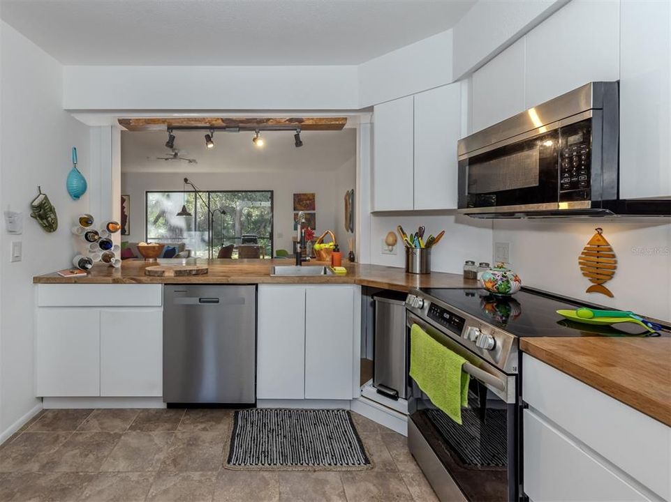 En Venta: $244,907 (1 camas, 1 baños, 865 Pies cuadrados)