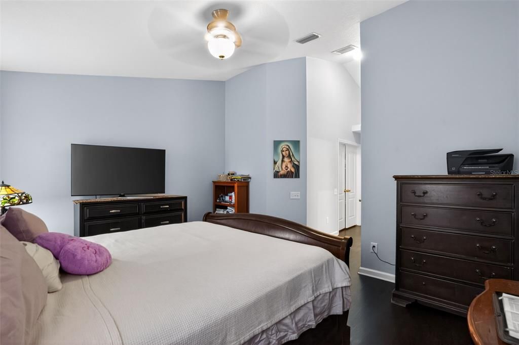 待售: $379,900 (4 贝兹, 2 浴室, 1936 平方英尺)