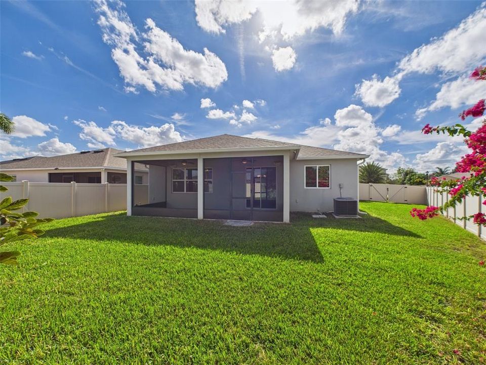 En Venta: $339,900 (3 camas, 2 baños, 1908 Pies cuadrados)