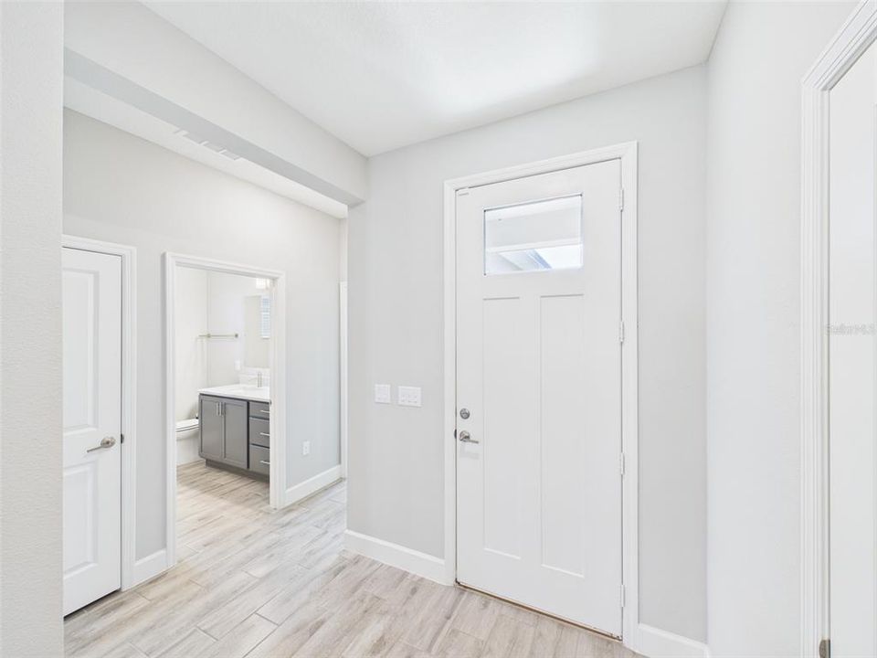 En Venta: $339,900 (3 camas, 2 baños, 1908 Pies cuadrados)