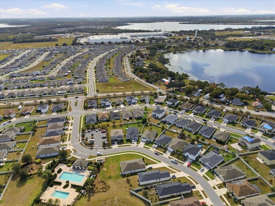 Active With Contract: $339,900 (3 beds, 2 baths, 1908 Square Feet)