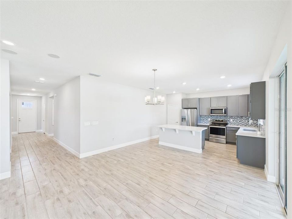 En Venta: $339,900 (3 camas, 2 baños, 1908 Pies cuadrados)