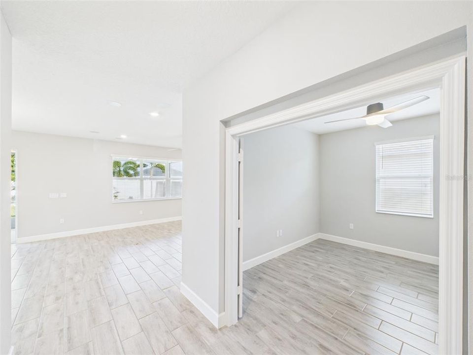 En Venta: $339,900 (3 camas, 2 baños, 1908 Pies cuadrados)