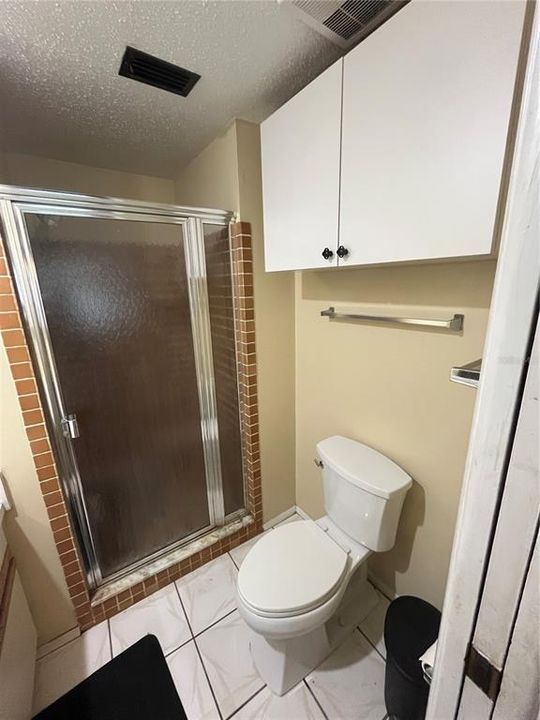 For Sale: $215,000 (2 beds, 2 baths, 900 Square Feet)