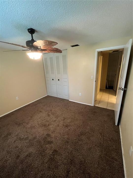 For Sale: $215,000 (2 beds, 2 baths, 900 Square Feet)