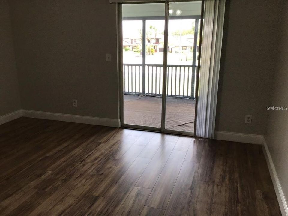 待售: $399,000 (6 贝兹, 0 浴室, 3404 平方英尺)