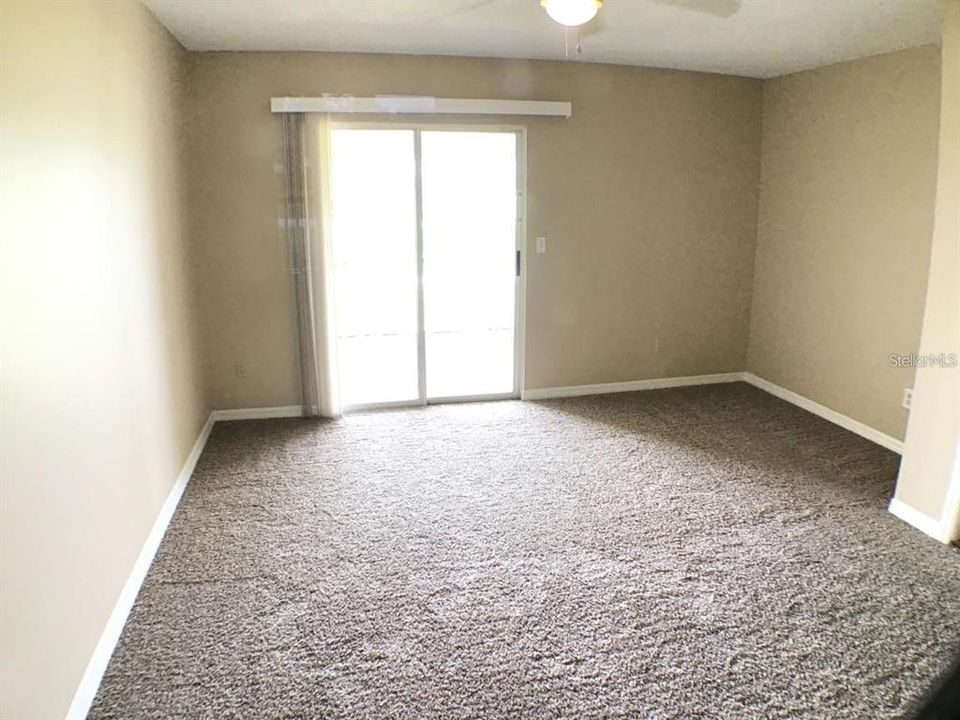 待售: $399,000 (6 贝兹, 0 浴室, 3404 平方英尺)