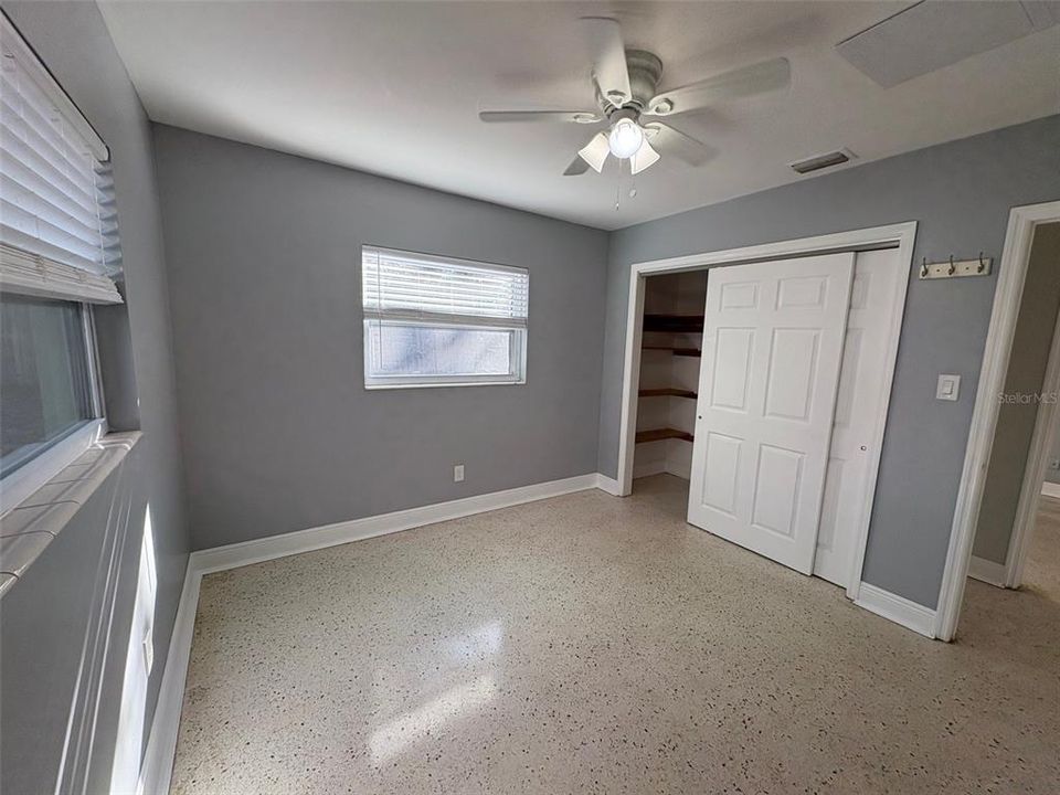 For Rent: $2,500 (3 beds, 1 baths, 1014 Square Feet)