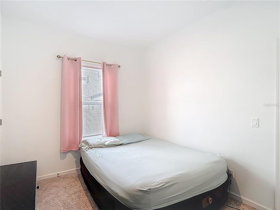 For Rent: $2,300 (3 beds, 2 baths, 1330 Square Feet)