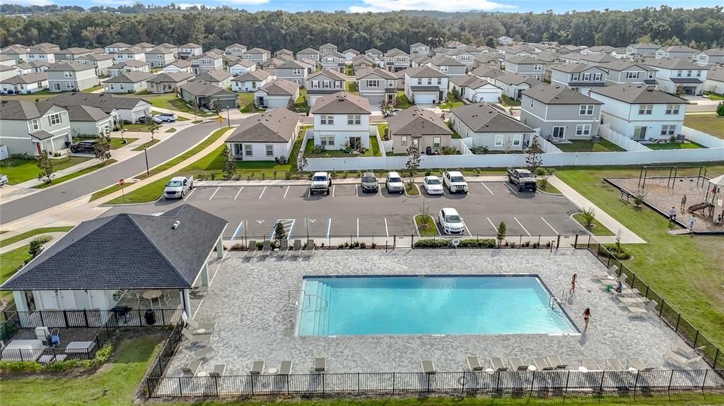 For Rent: $2,300 (3 beds, 2 baths, 1330 Square Feet)