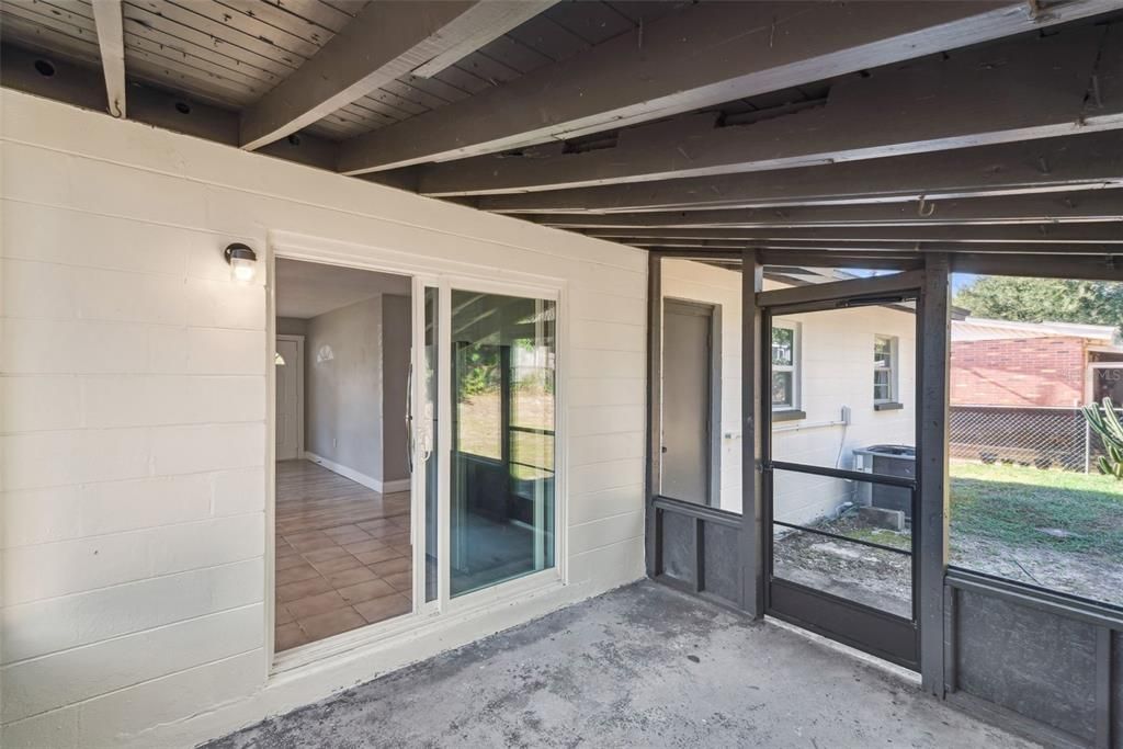 For Sale: $199,000 (3 beds, 1 baths, 960 Square Feet)