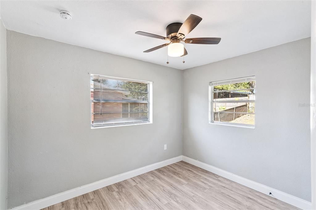 For Sale: $199,000 (3 beds, 1 baths, 960 Square Feet)