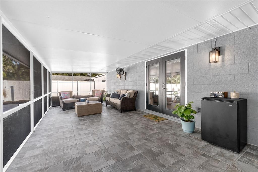 待售: $779,900 (4 贝兹, 3 浴室, 1902 平方英尺)