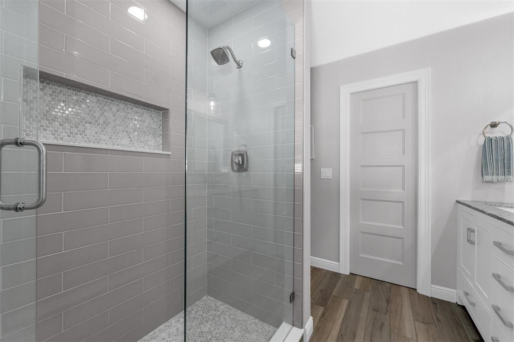 待售: $779,900 (4 贝兹, 3 浴室, 1902 平方英尺)