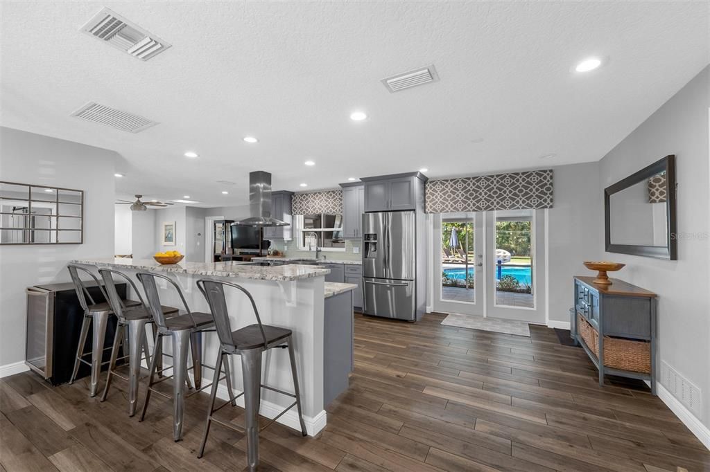 待售: $779,900 (4 贝兹, 3 浴室, 1902 平方英尺)