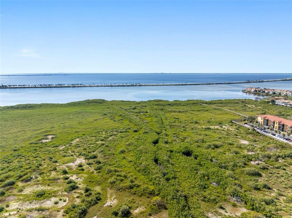 На продажу: $259,900 (2 спален, 2 ванн, 1153 Квадратных фут)