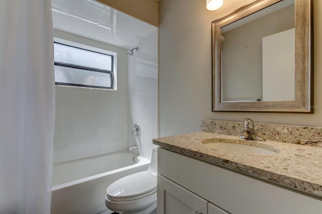 En Venta: $430,000 (3 camas, 2 baños, 1204 Pies cuadrados)