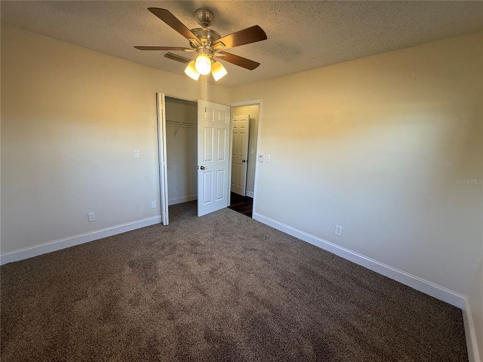 For Sale: $399,900 (3 beds, 2 baths, 1719 Square Feet)