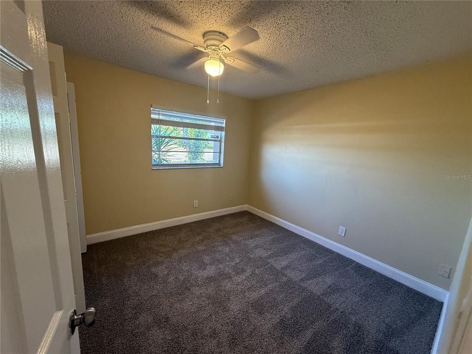 For Sale: $399,900 (3 beds, 2 baths, 1719 Square Feet)