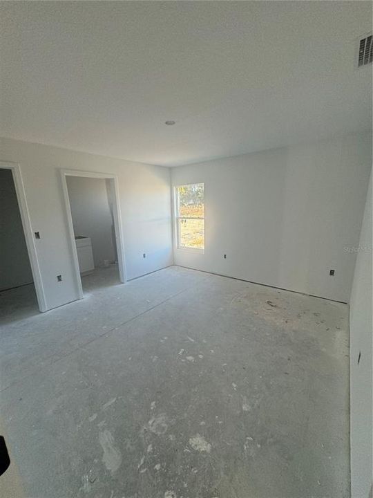 For Sale: $235,000 (3 beds, 2 baths, 1152 Square Feet)