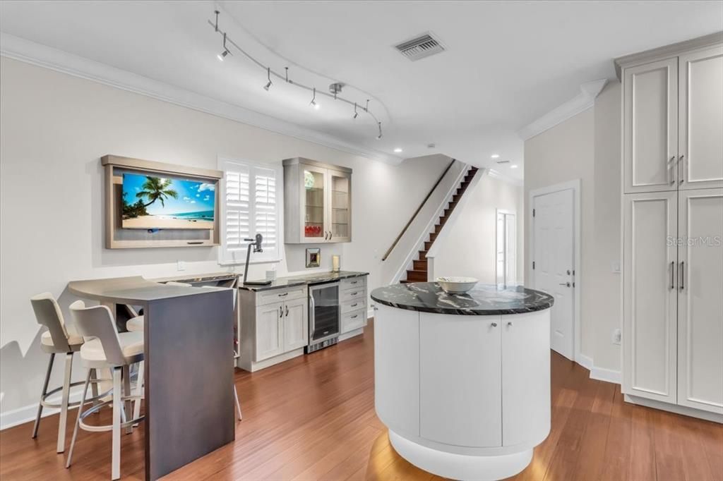 На продажу: $1,199,900 (3 спален, 2 ванн, 2268 Квадратных фут)