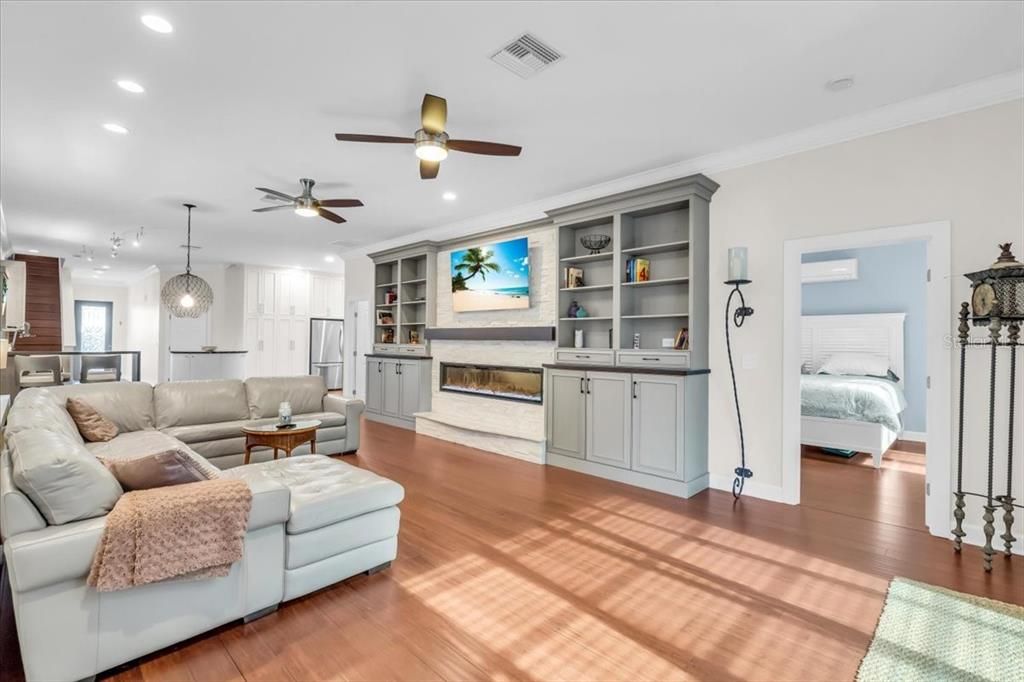 На продажу: $1,199,900 (3 спален, 2 ванн, 2268 Квадратных фут)