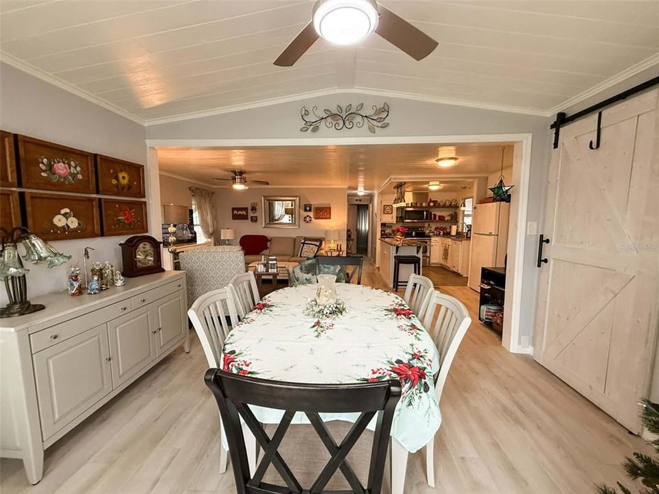 En Venta: $220,000 (2 camas, 2 baños, 1275 Pies cuadrados)