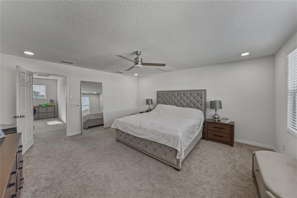 待售: $540,000 (4 贝兹, 3 浴室, 2601 平方英尺)