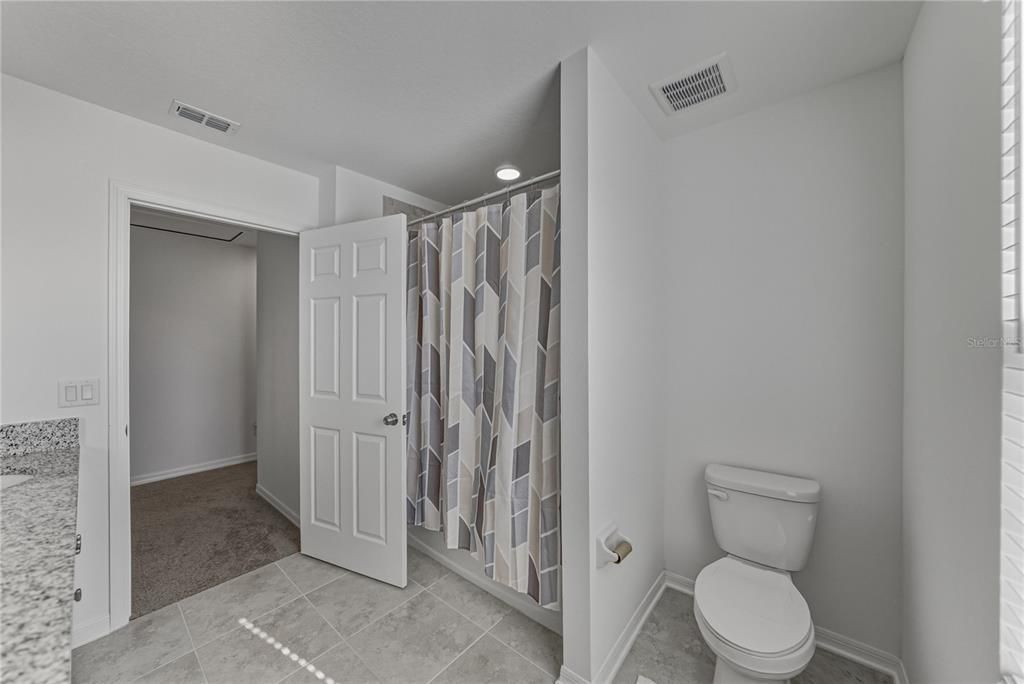 待售: $540,000 (4 贝兹, 3 浴室, 2601 平方英尺)