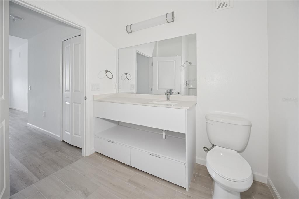 出租: $2,150 (3 贝兹, 2 浴室, 1144 平方英尺)