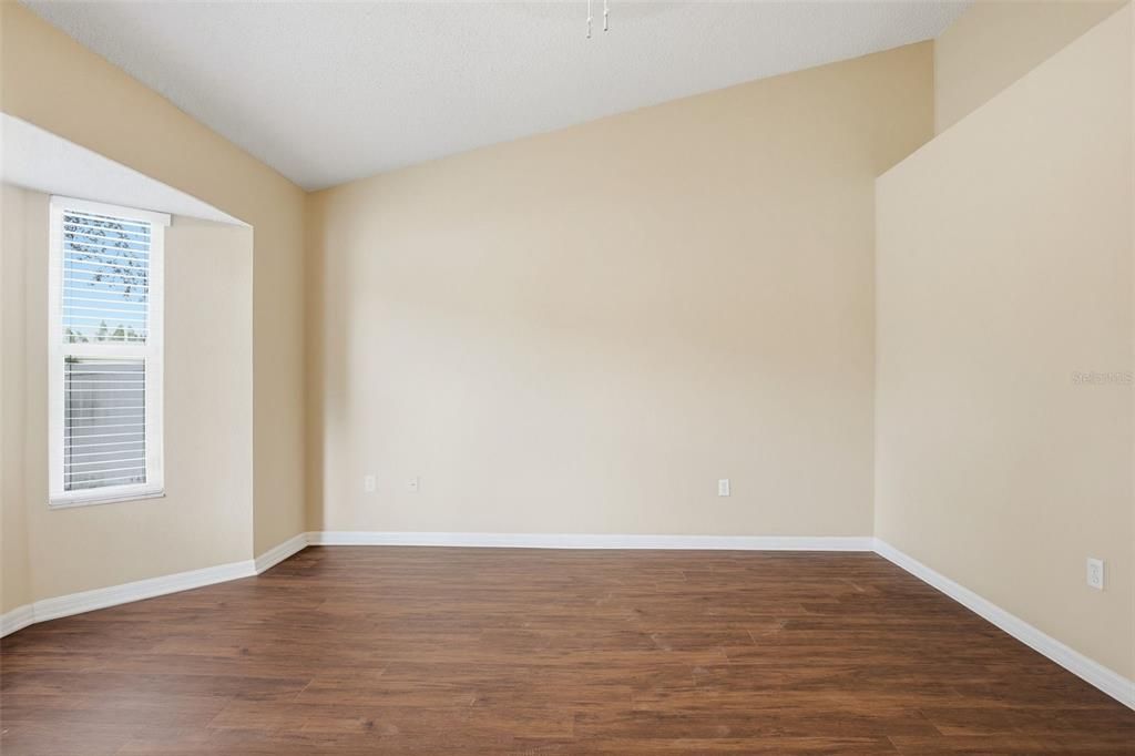 For Sale: $404,900 (3 beds, 2 baths, 1524 Square Feet)