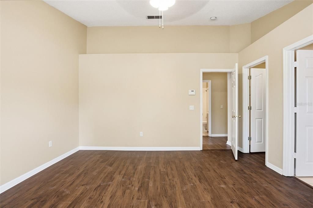 For Sale: $404,900 (3 beds, 2 baths, 1524 Square Feet)