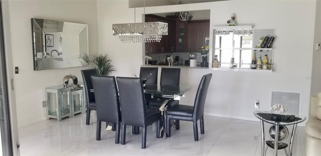 В аренду: $2,900 (2 спален, 2 ванн, 1545 Квадратных фут)