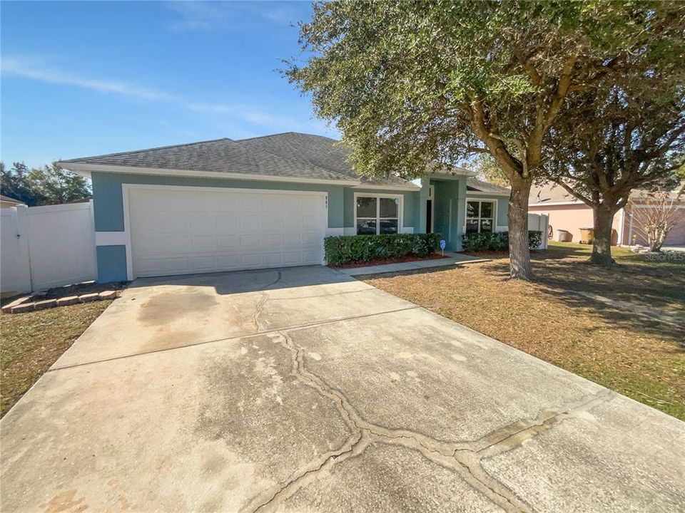 For Sale: $280,000 (3 beds, 2 baths, 1825 Square Feet)