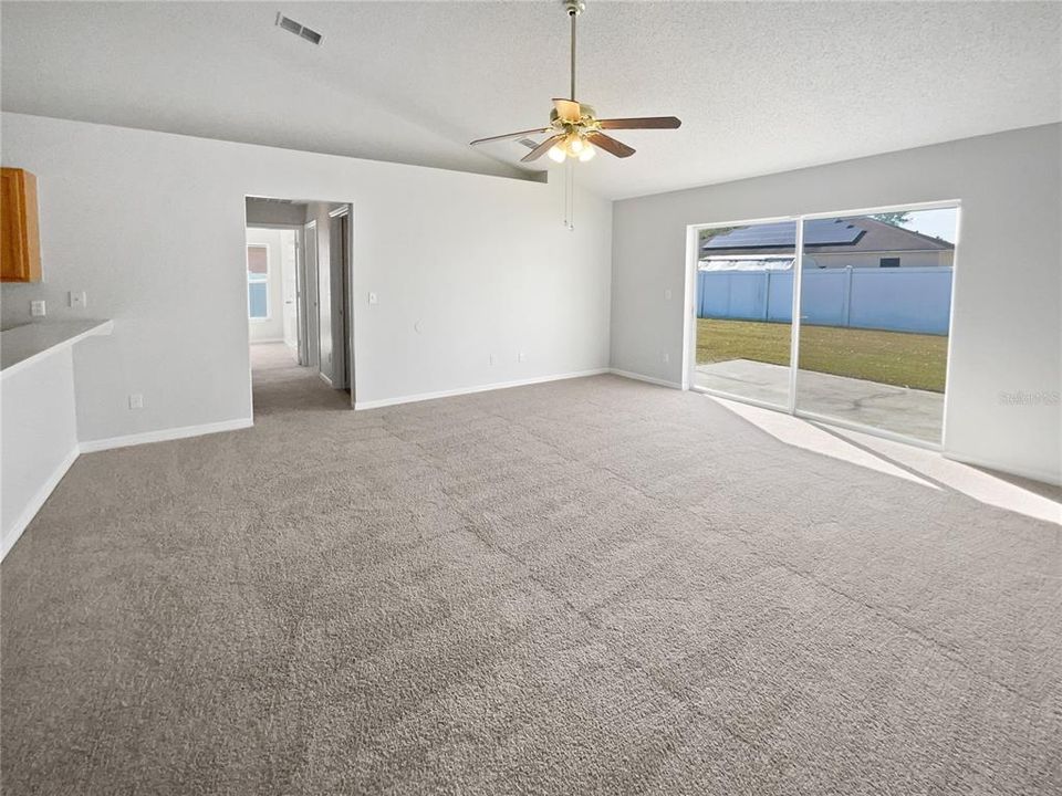 For Sale: $280,000 (3 beds, 2 baths, 1825 Square Feet)