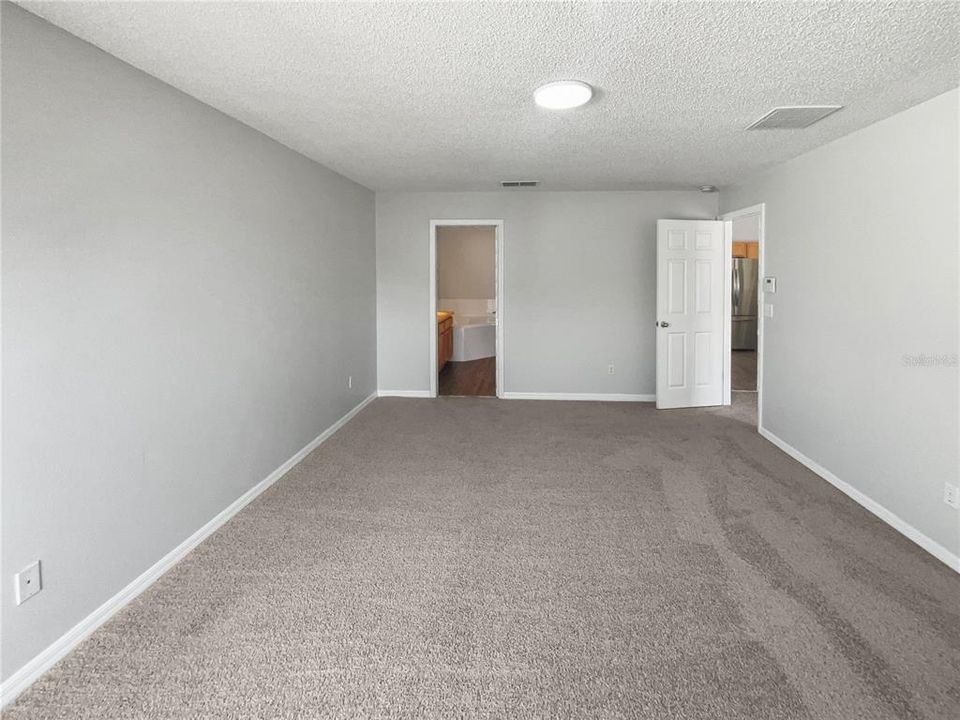 For Sale: $280,000 (3 beds, 2 baths, 1825 Square Feet)