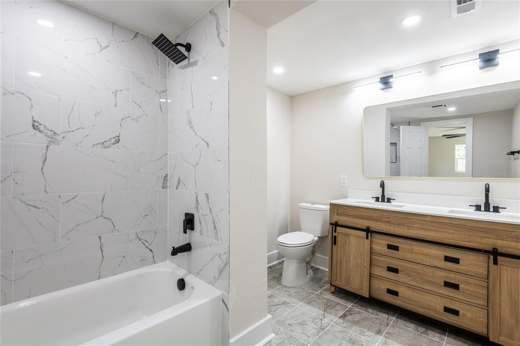 На продажу: $410,000 (3 спален, 2 ванн, 1200 Квадратных фут)