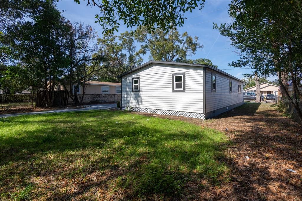 На продажу: $410,000 (3 спален, 2 ванн, 1200 Квадратных фут)