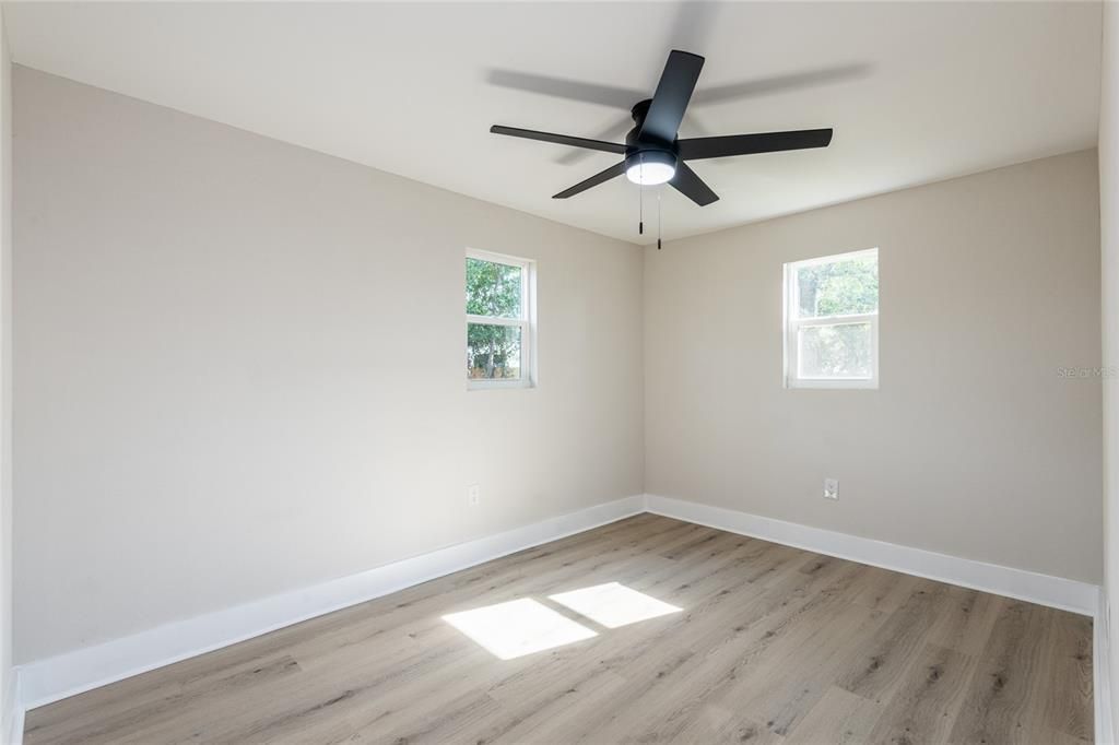 На продажу: $410,000 (3 спален, 2 ванн, 1200 Квадратных фут)