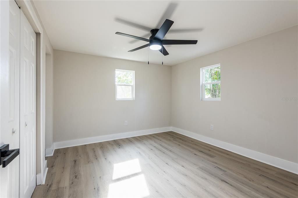 На продажу: $410,000 (3 спален, 2 ванн, 1200 Квадратных фут)