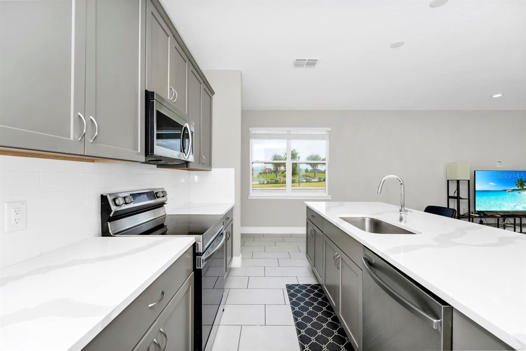 На продажу: $419,000 (3 спален, 2 ванн, 1659 Квадратных фут)