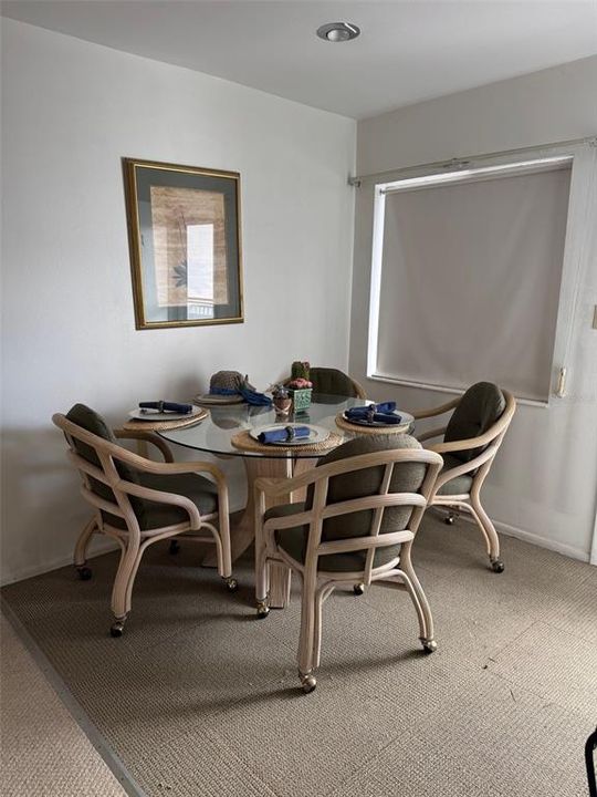 Active With Contract: $59,000 (1 beds, 1 baths, 576 Square Feet)