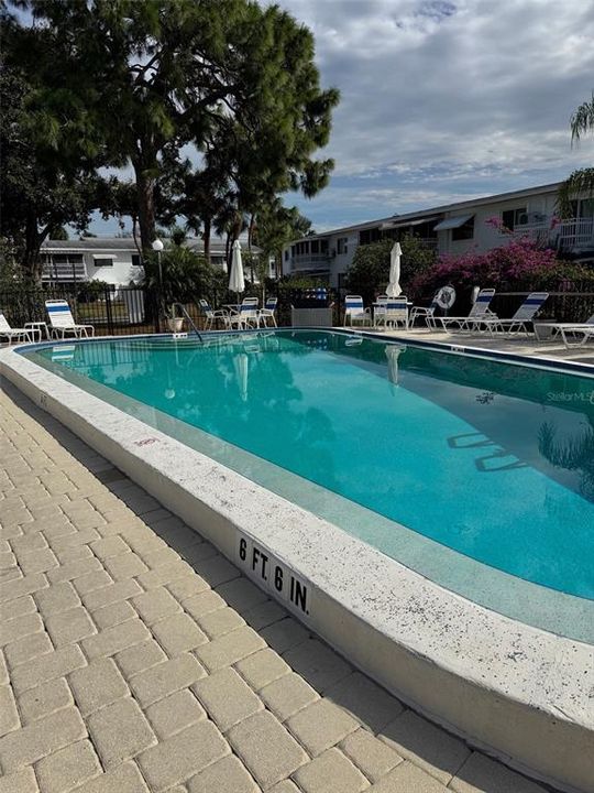 Active With Contract: $59,000 (1 beds, 1 baths, 576 Square Feet)