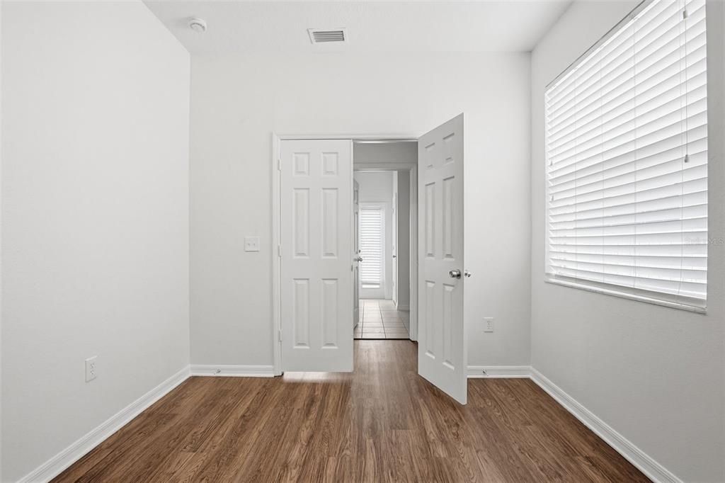 En Venta: $349,900 (4 camas, 2 baños, 2944 Pies cuadrados)