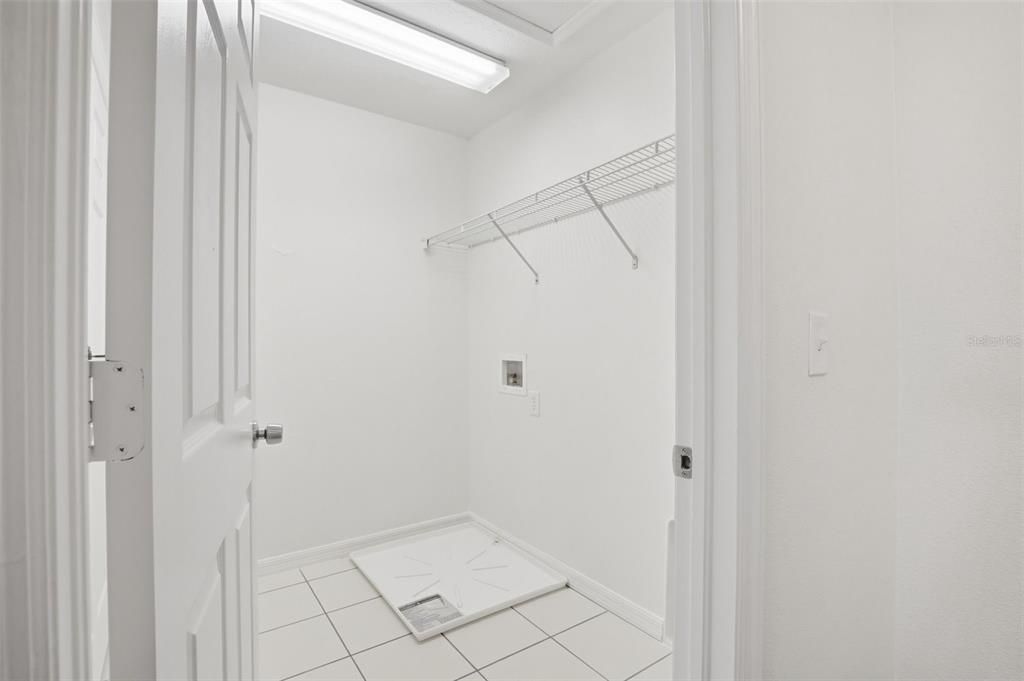 En Venta: $349,900 (4 camas, 2 baños, 2944 Pies cuadrados)