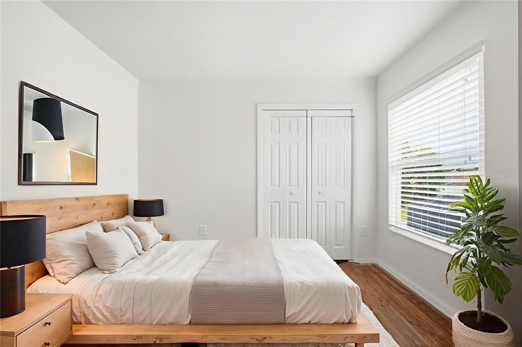 En Venta: $349,900 (4 camas, 2 baños, 2944 Pies cuadrados)