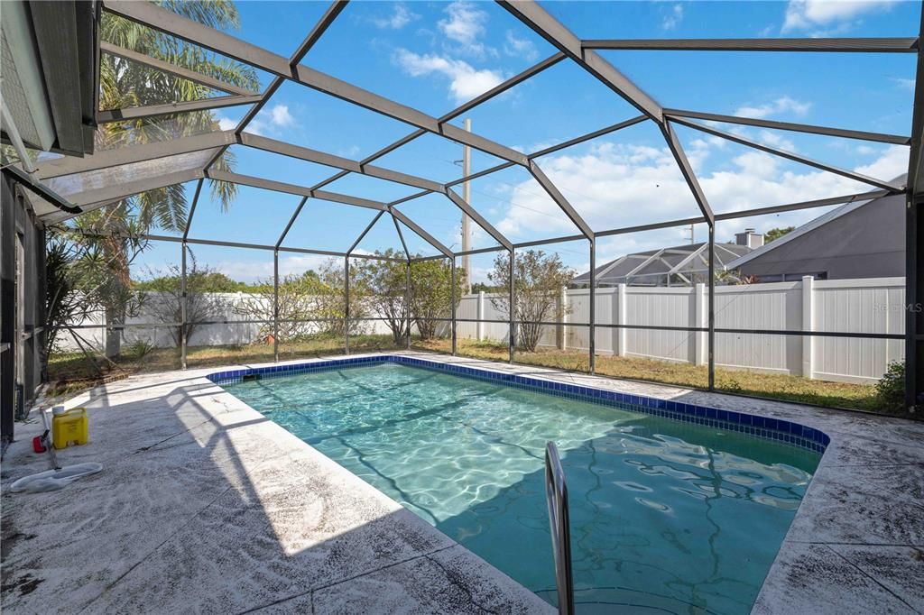 En Venta: $349,000 (4 camas, 2 baños, 1759 Pies cuadrados)