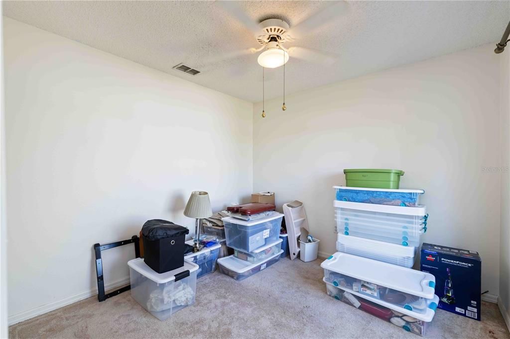 En Venta: $349,000 (4 camas, 2 baños, 1759 Pies cuadrados)